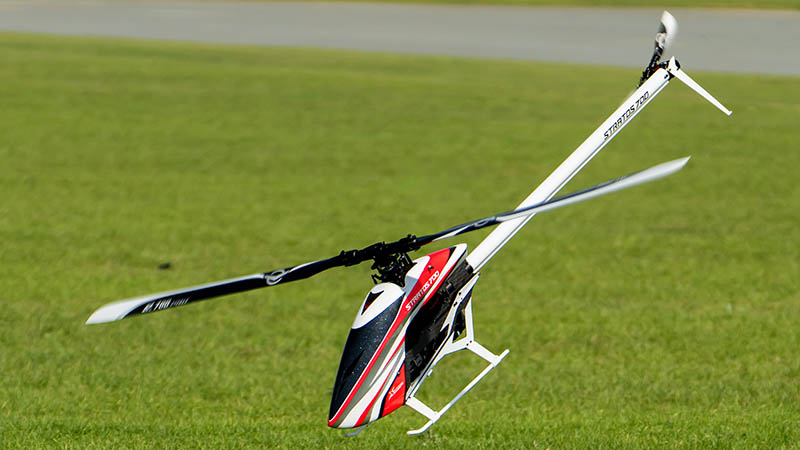 XLPower Stratos 700 in Dynamic 3D Flight